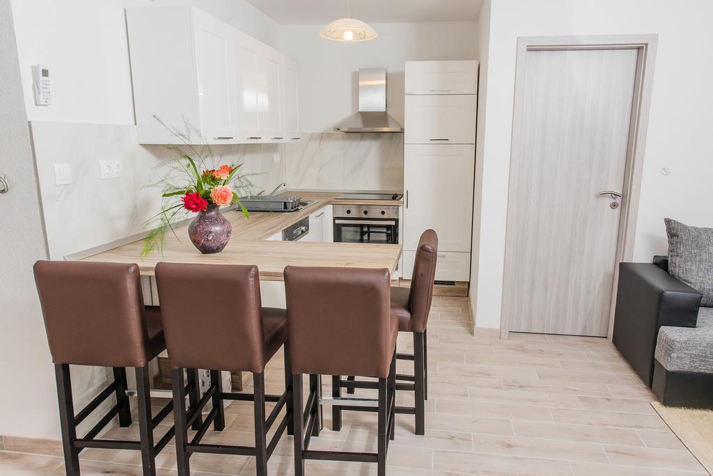 Apartment Grabovac Kaštela Oda fotoğraf
