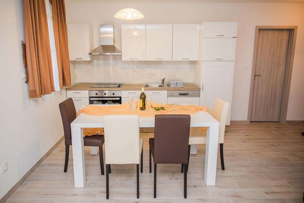 Apartment Grabovac Kaštela Oda fotoğraf