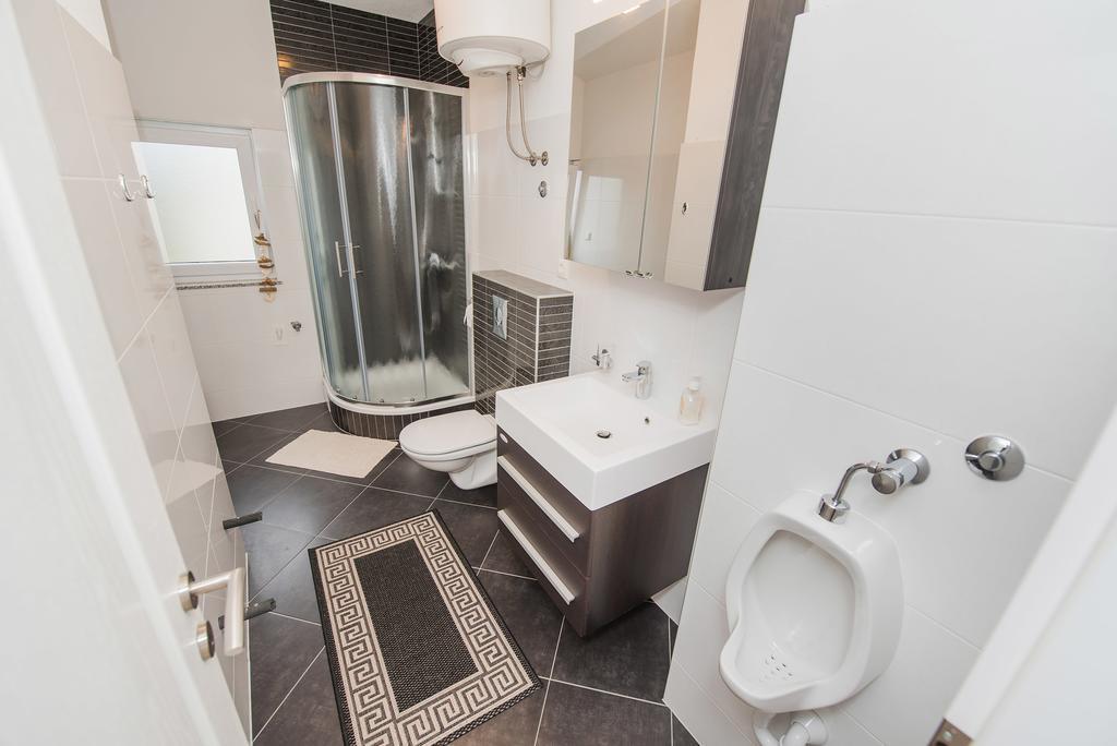 Apartment Grabovac Kaštela Oda fotoğraf